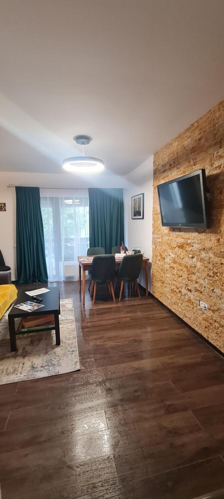 Buşteni Casa Amaヴィラ エクステリア 写真
